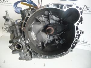 Gebruikte Versnellingsbak Peugeot 307 (3A/C/D) 2.0 HDi 135 16V FAP Prijs € 350,00 Margeregeling aangeboden door De Vos Onderdelen