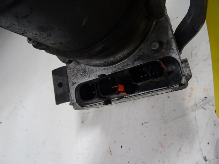 Servostyrningspump från en Peugeot Partner 2013