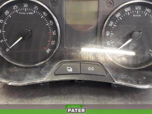 Używane Licznik kilometrów KM Skoda Fabia II Combi 1.2 TDI 12V Greenline Cena € 63,00 Procedura marży oferowane przez Autoparts Pater