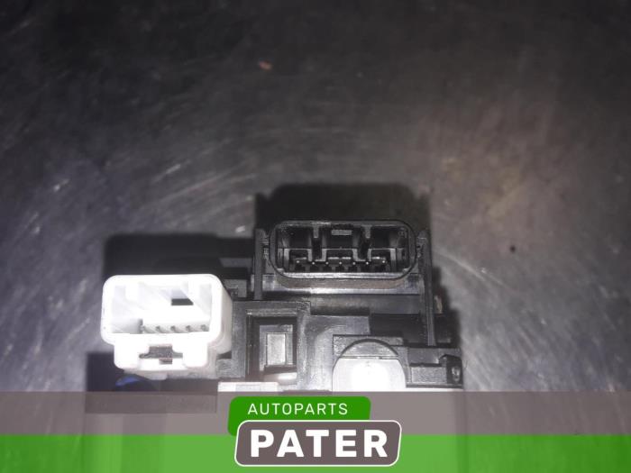 Kontaktblock, tändningslås från en Toyota Prius (NHW20) 1.5 16V 2007