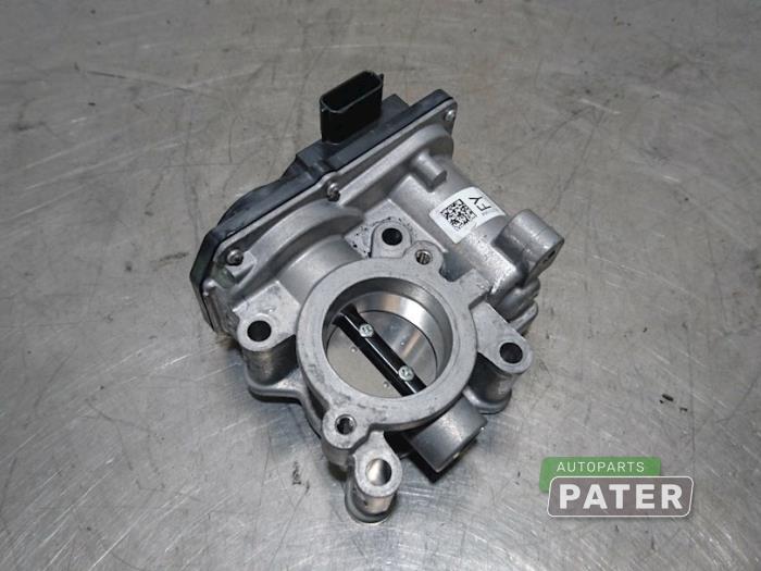 Spjällhus från en Renault Captur (2R) 0.9 Energy TCE 12V 2018