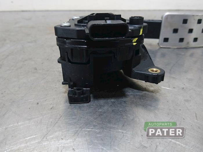 Gaspedal från en Renault Captur (2R) 0.9 Energy TCE 12V 2018