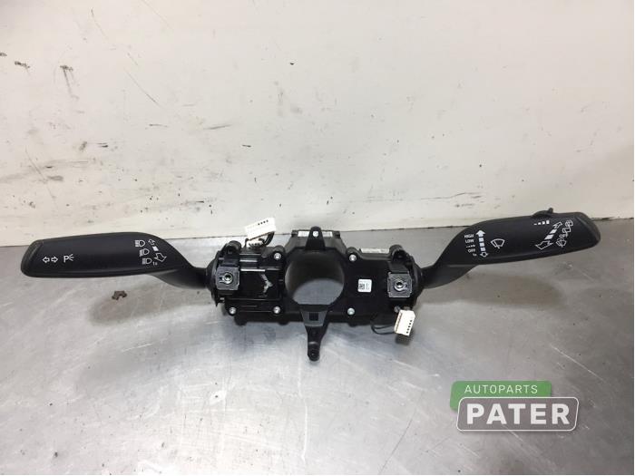 Spak, rattstång från en Audi A1 Sportback (8XA/8XF) 1.0 TFSI Ultra 12V 2018