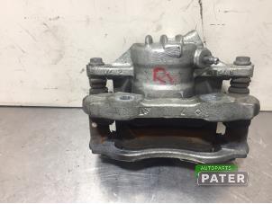 Gebruikte Remklauw (Tang) rechts-voor Citroen DS3 (SA) 1.6 Blue Hdi 100 Prijs € 42,00 Margeregeling aangeboden door Autoparts Pater