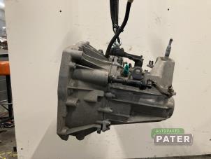 Gebruikte Versnellingsbak Renault Megane IV Estate (RFBK) 1.3 TCE 160 16V Prijs € 525,00 Margeregeling aangeboden door Autoparts Pater