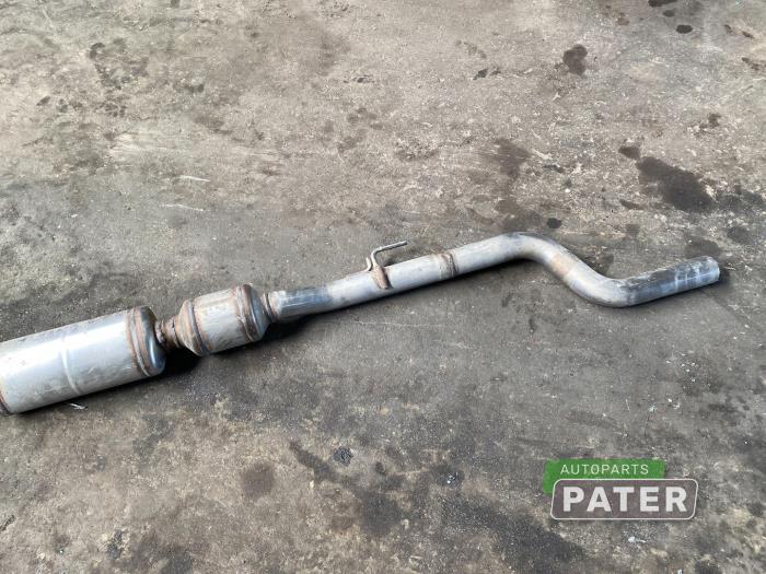 Katalytisk avgasrenare från en Opel Astra K Sports Tourer 1.5 CDTi 122 12V 2021