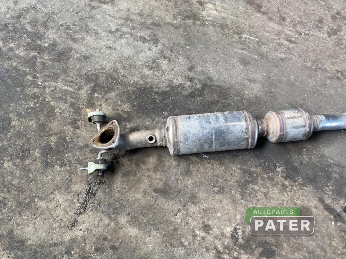 Katalytisk avgasrenare från en Opel Astra K Sports Tourer 1.5 CDTi 122 12V 2021
