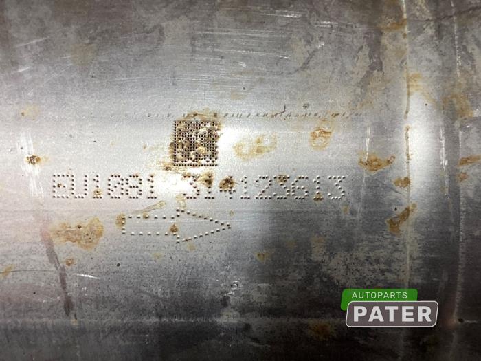 Katalytisk avgasrenare från en Opel Astra K Sports Tourer 1.5 CDTi 122 12V 2021