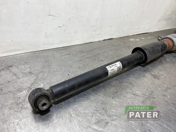 Stötdämpare, höger bak från en Audi A5 Sportback (F5A/F5F) 2.0 40 TFSI Mild Hybrid 16V 2019