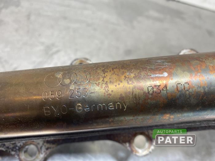 Uitlaatspruitstuk van een Audi Q7 (4MB/4MG) 3.0 TDI V6 24V e-tron plug-in hybrid 2018