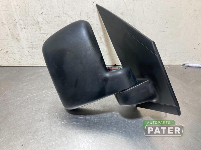 Skärmspegel, höger från en Ford Transit Connect 1.8 TDCi 90 DPF 2010