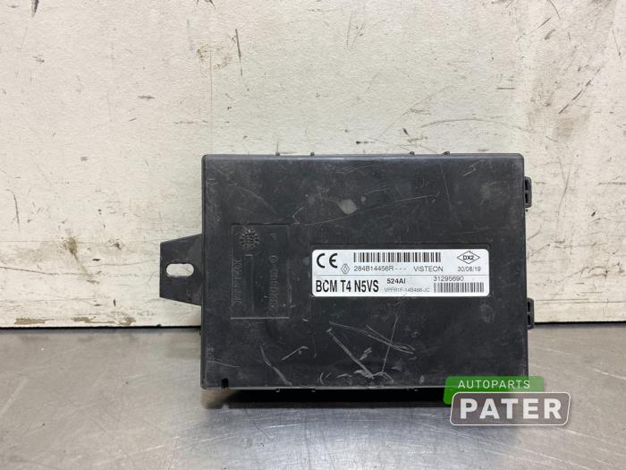 Dator , karosskontroll (BCM) från en Renault Captur (2R) 0.9 Energy TCE 12V 2018