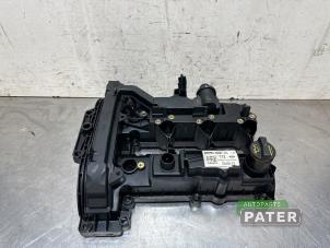 Gebruikte Kleppendeksel Ford Fiesta 6 (JA8) 1.0 SCI 12V 80 Prijs € 31,50 Margeregeling aangeboden door Autoparts Pater