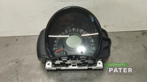 Używane Licznik kilometrów KM Peugeot 108 1.0 12V VVT-i Cena € 63,53 Z VAT oferowane przez Autoparts Pater