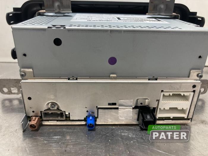 Navigeringssystem från en Nissan Micra (K14) 0.9 IG-T 12V 2018