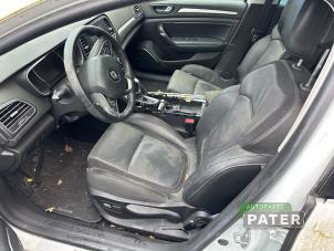 Begagnade Klädsel, uppsättning (komplett) Renault Megane IV Estate (RFBK) 1.5 Energy dCi 110 Pris € 472,50 Marginaltabell erbjuds av Autoparts Pater