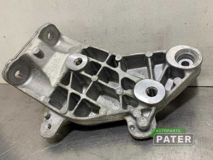 Motorfäste från en Renault Zoé (AG) 53kW 2019