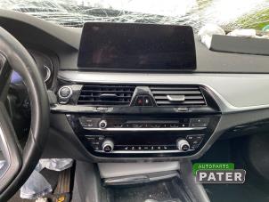 Begagnade Navigeringssystem BMW 5 serie Touring (G31) 523d 2.0 TwinPower Turbo 16V Pris € 1.207,50 Marginaltabell erbjuds av Autoparts Pater