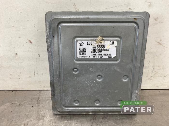 Dator, motorstyrning från en Opel Astra K Sports Tourer 1.2 Turbo 12V 2020