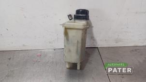 Begagnade Styrservotank Fiat Ducato (250) 3.0 D Multijet Power Pris € 19,06 Inklusive moms erbjuds av Autoparts Pater