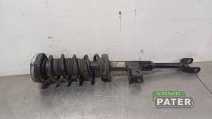 Gebruikte Schokdemperpoot rechts-voor BMW 5 serie (G30) 523d Mild Hybrid Prijs € 210,00 Margeregeling aangeboden door Autoparts Pater
