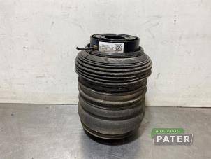 Gebruikte Luchtbalg Mercedes GLC Coupe (C254) 2.0 300e 16V 4-Matic Prijs € 105,00 Margeregeling aangeboden door Autoparts Pater