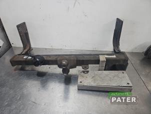 Begagnade Dragkrok Mercedes Sprinter 3t (906.61) 210 CDI 16V Pris € 95,29 Inklusive moms erbjuds av Autoparts Pater