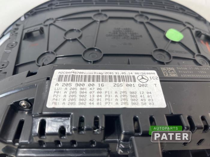 Vägmätare KM från en Mercedes-Benz C (W205) C-250 2.2 CDI 16V BlueTEC, C-250d 2014