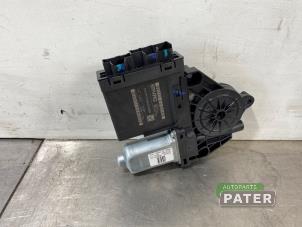 Używane Silnik szyby drzwiowej Polestar Polestar 2 78kWh Long Range Dual Motor Cena € 42,00 Procedura marży oferowane przez Autoparts Pater