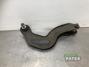 Begagnade Bakre gaffelben, vänster Mercedes CLA (118.3) 1.3 CLA-180 Turbo 16V Pris € 26,25 Marginaltabell erbjuds av Autoparts Pater