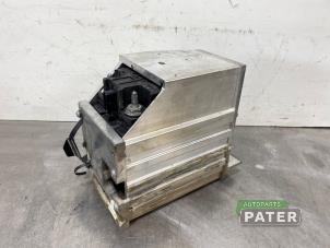 Begagnade Batteri (hybrid) Audi A4 Avant (B9) 2.0 35 TFSI Mild Hybrid 16V Pris € 210,00 Marginaltabell erbjuds av Autoparts Pater