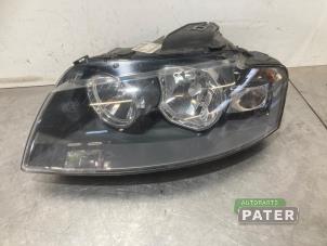 Begagnade Strålkastare, vänster Audi A3 Sportback (8PA) 1.6 FSI 16V Pris € 42,00 Marginaltabell erbjuds av Autoparts Pater