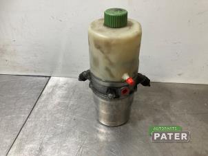 Używane Pompa wspomagania kierownicy Volkswagen Polo V (6R) 1.2 TDI 12V BlueMotion Cena € 52,50 Procedura marży oferowane przez Autoparts Pater