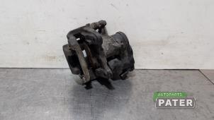 Gebruikte Remklauw (Tang) links-achter Toyota RAV4 (A5) 2.5 Hybrid 16V AWD Prijs op aanvraag aangeboden door Autoparts Pater