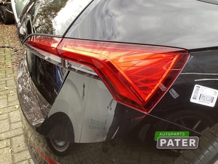 Baklykta, höger från en Skoda Scala 1.0 TSI 115 2021