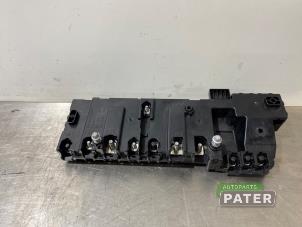 Używane Modul (rózne) Mercedes eVito Tourer (447.7) 41 kWh Cena € 95,29 Z VAT oferowane przez Autoparts Pater