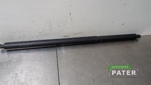 Begagnade Gasfjäder, höger bak Mercedes CLA Shooting Brake (118.6) 1.3 CLA-200 Turbo 16V Pris € 42,00 Marginaltabell erbjuds av Autoparts Pater