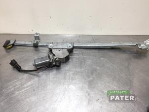 Begagnade Fönstermekanism, 2-dörrars, höger fram Fiat Ducato (243/244/245) 2.8 JTD VGT Pris € 44,47 Inklusive moms erbjuds av Autoparts Pater