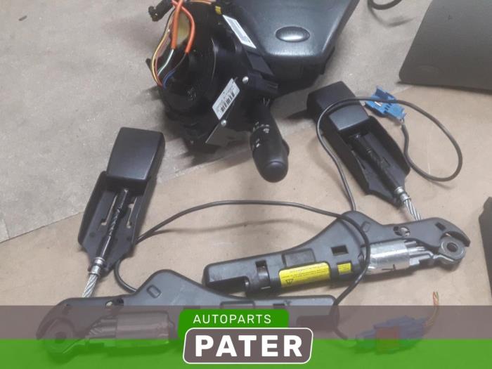 Airbagset + modul från en Citroën C3 (FC/FL/FT) 1.4 2002