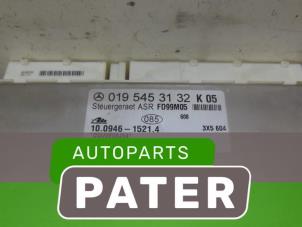 Gebruikte ASR computer Mercedes C Combi (S202) 2.2 C-200 CDI 16V Prijs € 78,75 Margeregeling aangeboden door Autoparts Pater