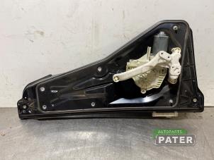 Begagnade Fönstermekanism för bakre dörr, 4-dörrars, vänster Landrover Range Rover Sport (LS) 3.6 TDV8 32V Pris € 21,00 Marginaltabell erbjuds av Autoparts Pater