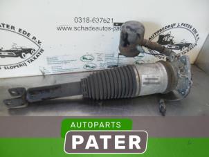 Gebruikte Schokdemper links-achter Audi A8 (D3) 4.0 TDI V8 32V Quattro Prijs € 52,50 Margeregeling aangeboden door Autoparts Pater