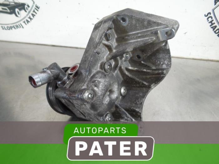 Servostyrningspump från en Fiat Ducato (250) 2.3 D 130 Multijet 2008