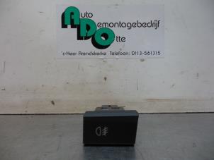 Gebruikte Mistlamp Schakelaar Hyundai Accent 1.6 16V Prijs € 15,00 Margeregeling aangeboden door Autodemontagebedrijf Otte