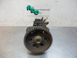 Begagnade Dieselpump Alfa Romeo 159 (939AX) 1.9 JTDm Pris € 200,00 Marginaltabell erbjuds av Autodemontagebedrijf Otte