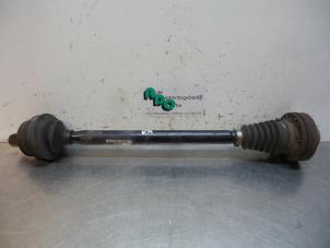 Gebruikte Aandrijfas rechts-achter Audi A6 Quattro (C6) 3.2 V6 24V FSI Prijs € 50,00 Margeregeling aangeboden door Autodemontagebedrijf Otte