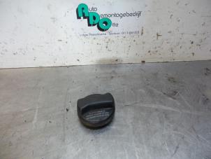 Gebruikte Oliedop Volkswagen Golf IV (1J1) 2.3 V5 GTI Prijs € 5,00 Margeregeling aangeboden door Autodemontagebedrijf Otte