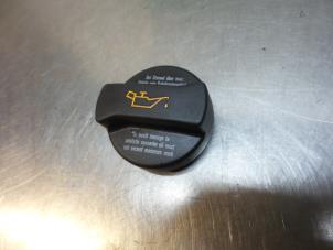 Begagnade Oljelock Volkswagen Caddy III (2KA,2KH,2CA,2CH) 1.9 TDI Pris € 5,00 Marginaltabell erbjuds av Autodemontagebedrijf Otte
