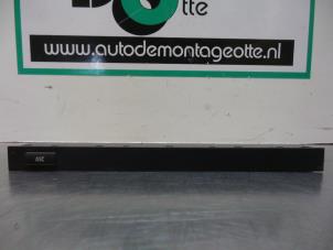 Begagnade Brytare BMW 5 serie Touring (E39) 530d 24V Pris € 10,00 Marginaltabell erbjuds av Autodemontagebedrijf Otte