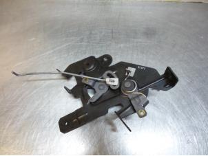 Begagnade Handtag, skjutdörr, höger Opel Vivaro 1.9 DI Pris € 20,00 Marginaltabell erbjuds av Autodemontagebedrijf Otte